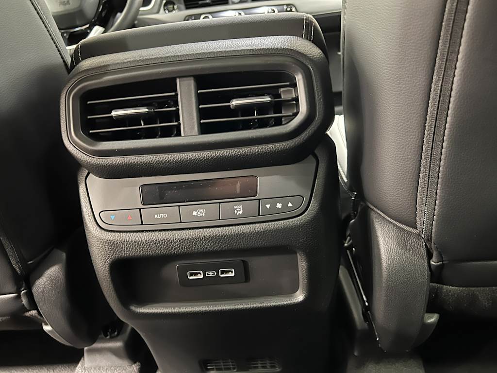 Thumbnail: 2025 Honda Pilot - 30