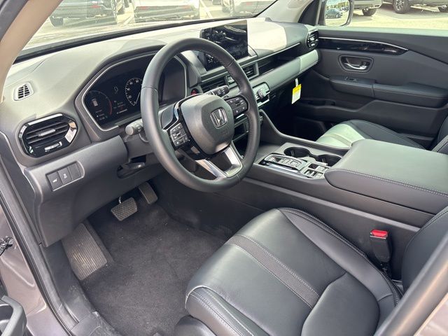 Thumbnail: 2025 Honda Pilot - 2