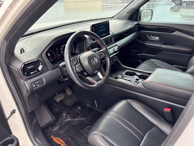 Thumbnail: 2025 Honda Pilot - 2