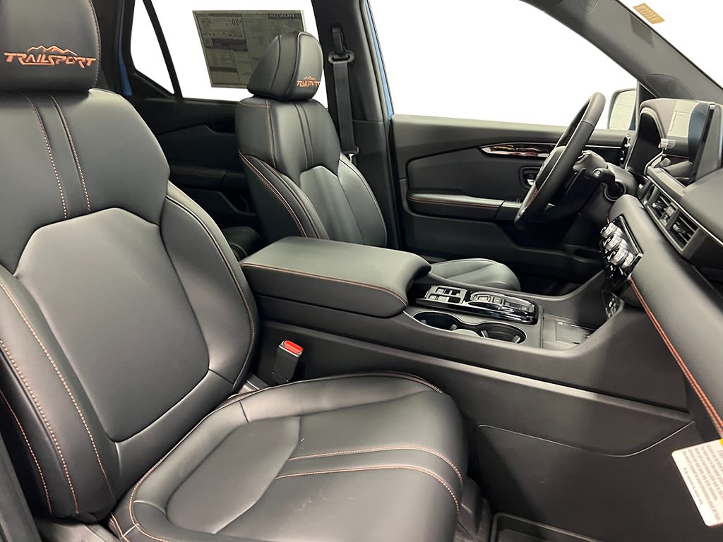 Thumbnail: 2025 Honda Pilot - 9