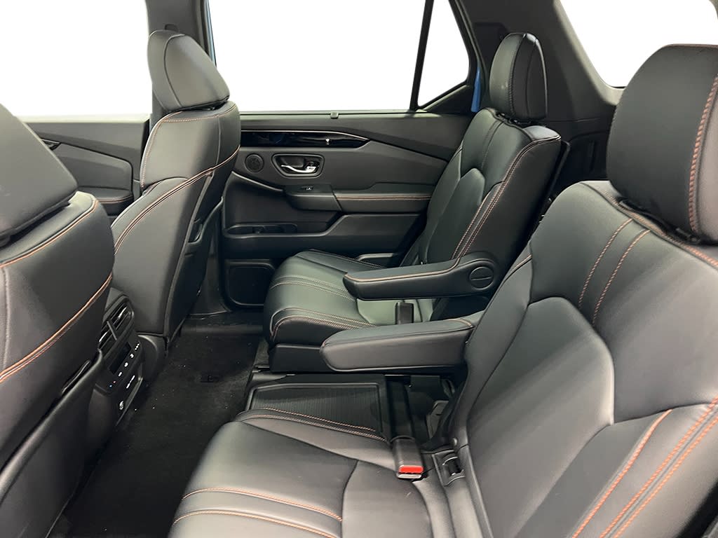 Thumbnail: 2025 Honda Pilot - 10