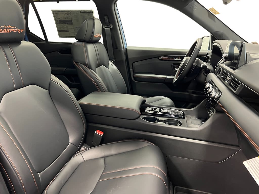 Thumbnail: 2025 Honda Pilot - 12