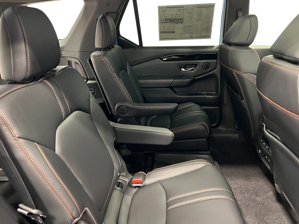 Thumbnail: 2025 Honda Pilot - 33