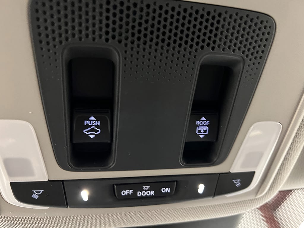 Thumbnail: 2025 Honda Pilot - 30