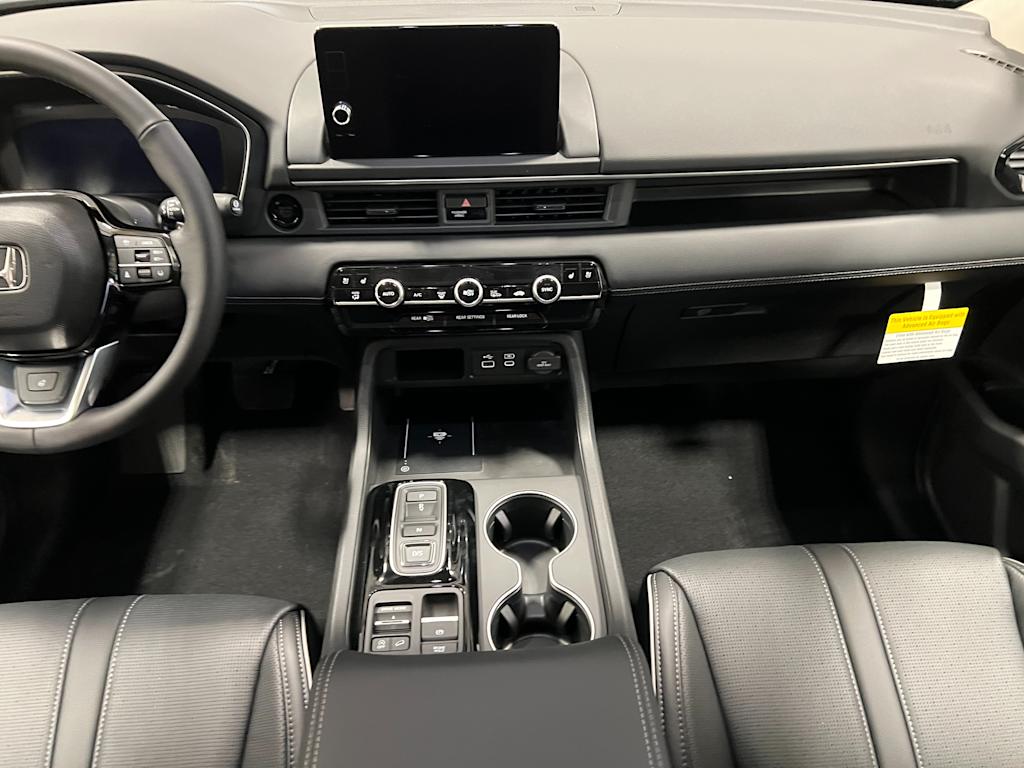 Thumbnail: 2025 Honda Pilot - 2