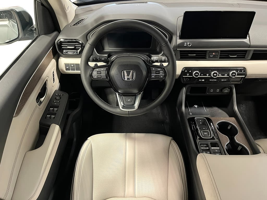 Thumbnail: 2026 Honda Pilot - 9