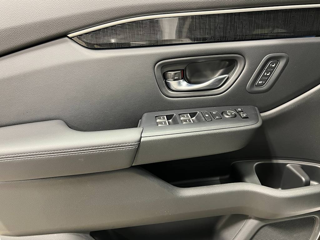 Thumbnail: 2025 Honda Pilot - 22