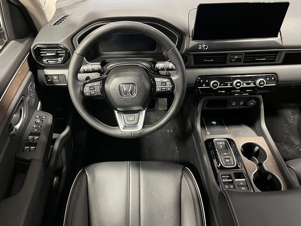 Thumbnail: 2026 Honda Pilot - 10