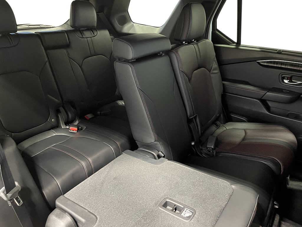 Thumbnail: 2025 Honda Pilot - 26