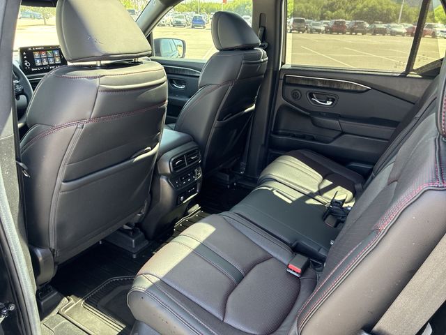 Thumbnail: 2025 Honda Pilot - 30