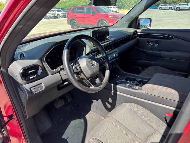 Thumbnail: 2023 Honda Pilot - 2