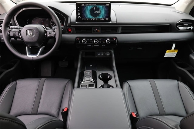 Thumbnail: 2025 Honda Pilot - 2