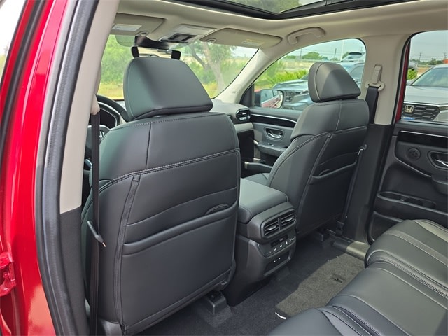 Thumbnail: 2025 Honda Pilot - 11