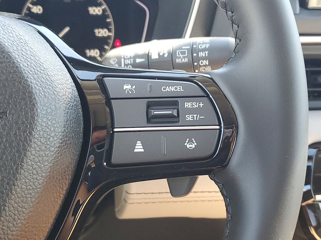 Thumbnail: 2025 Honda Pilot - 18