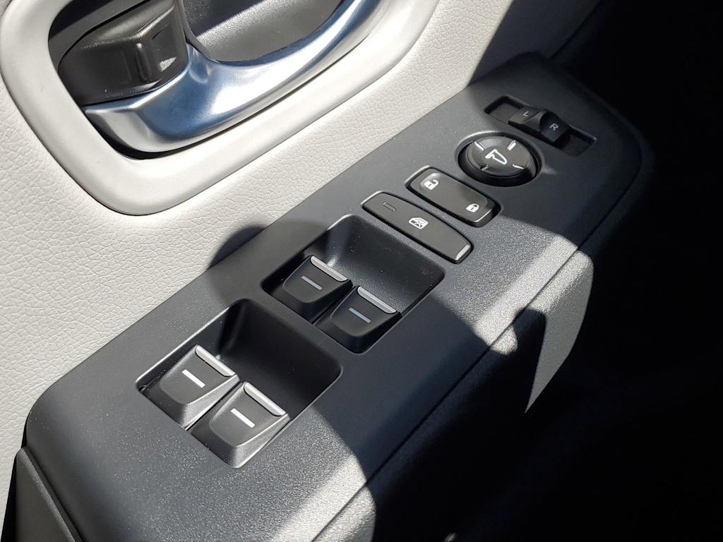 Thumbnail: 2025 Honda Pilot - 16