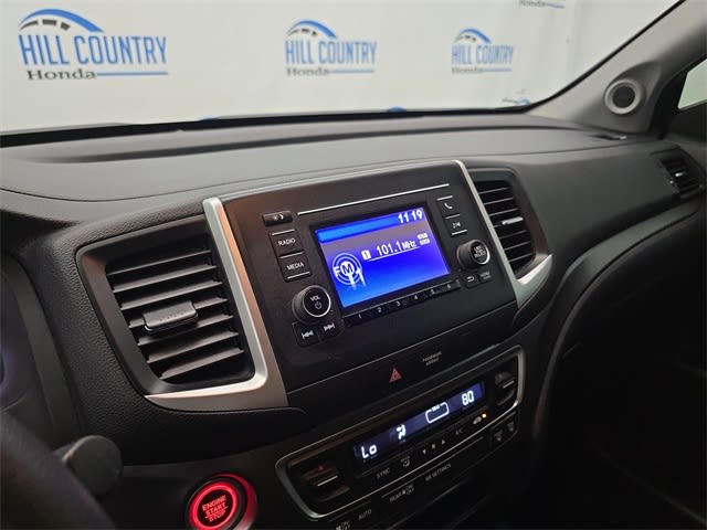 Thumbnail: 2019 Honda Ridgeline - 16