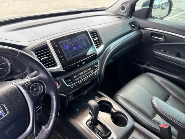 Thumbnail: 2017 Honda Ridgeline - 7