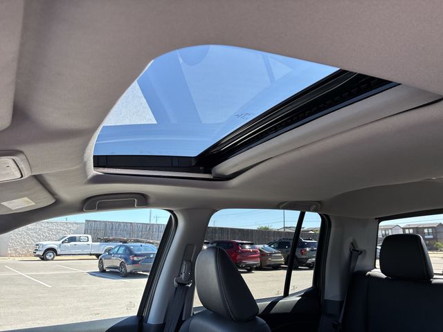 Thumbnail: 2025 Honda Ridgeline - 27