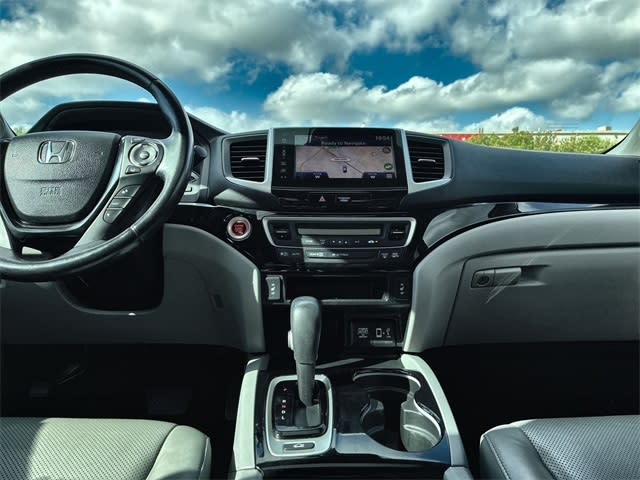 Thumbnail: 2019 Honda Ridgeline - 15