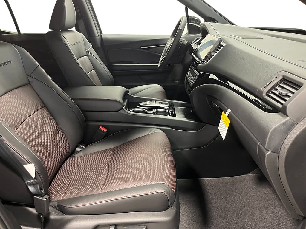 Thumbnail: 2025 Honda Ridgeline - 9