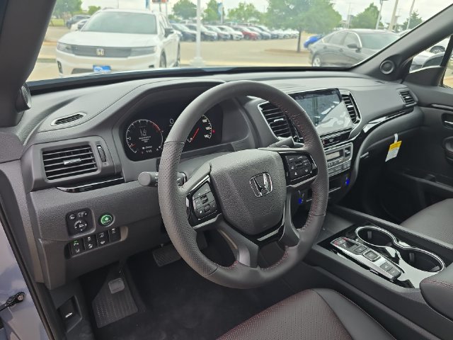 Thumbnail: 2025 Honda Ridgeline - 2