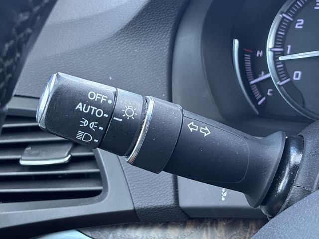 Thumbnail: 2019 Acura MDX - 18