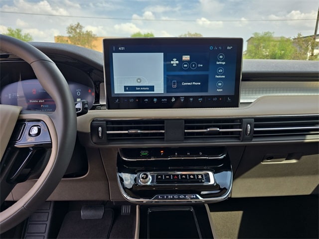 2023 Lincoln Corsair Standard 15