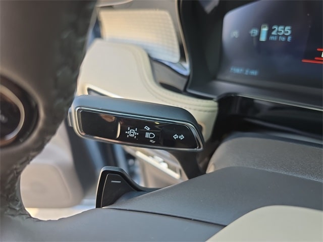 2023 Lincoln Corsair Standard 16