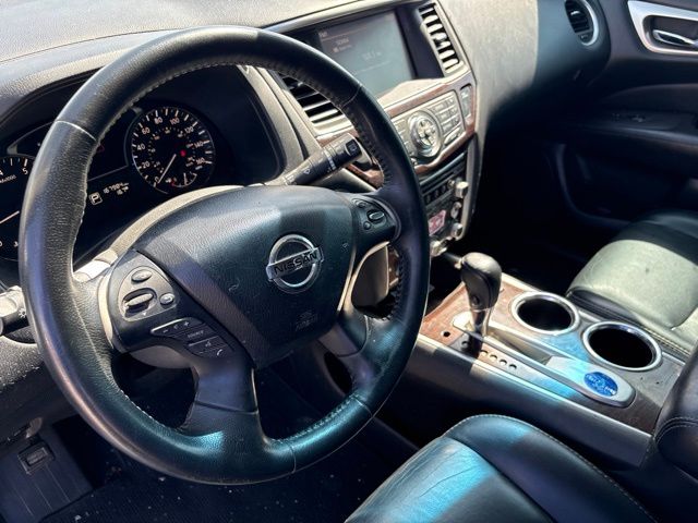Thumbnail: 2014 Nissan Pathfinder - 2