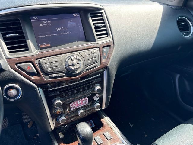 Thumbnail: 2014 Nissan Pathfinder - 24