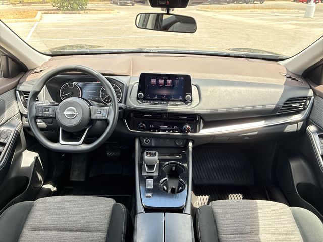 Thumbnail: 2022 Nissan Rogue - 9