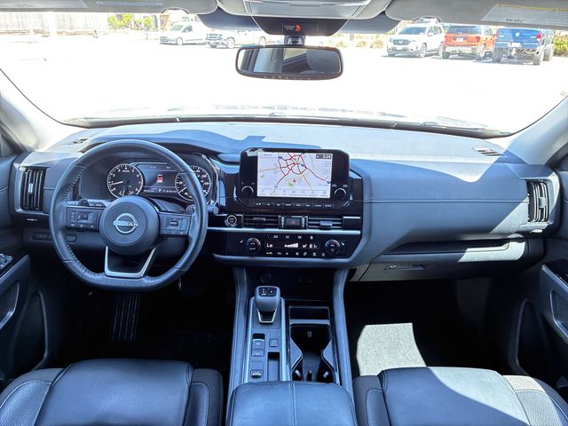 Thumbnail: 2022 Nissan Pathfinder - 10