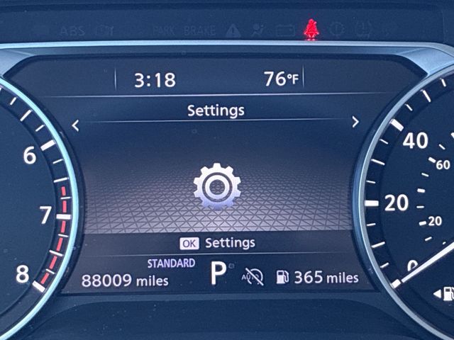 Thumbnail: 2022 Nissan Pathfinder - 18