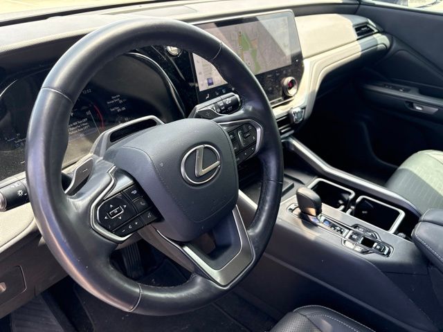 Thumbnail: 2025 Lexus TX - 2