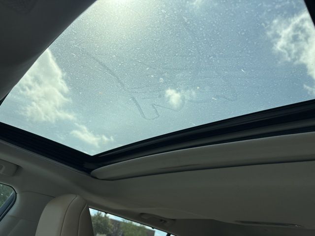 Thumbnail: 2021 Toyota Highlander - 27