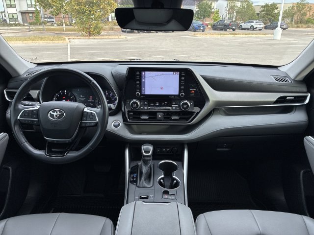 Thumbnail: 2020 Toyota Highlander - 9