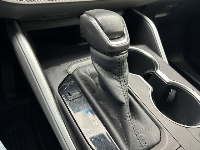 Thumbnail: 2020 Toyota Highlander - 16