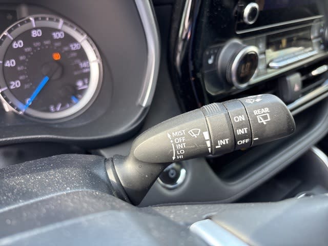 Thumbnail: 2023 Toyota Highlander - 22