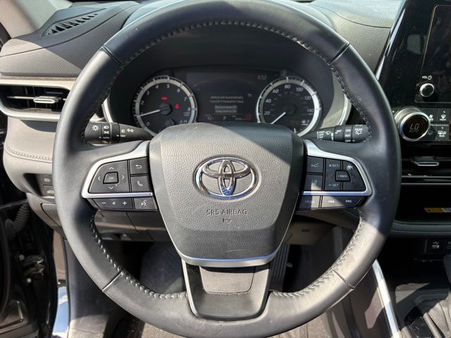 Thumbnail: 2024 Toyota Highlander - 7