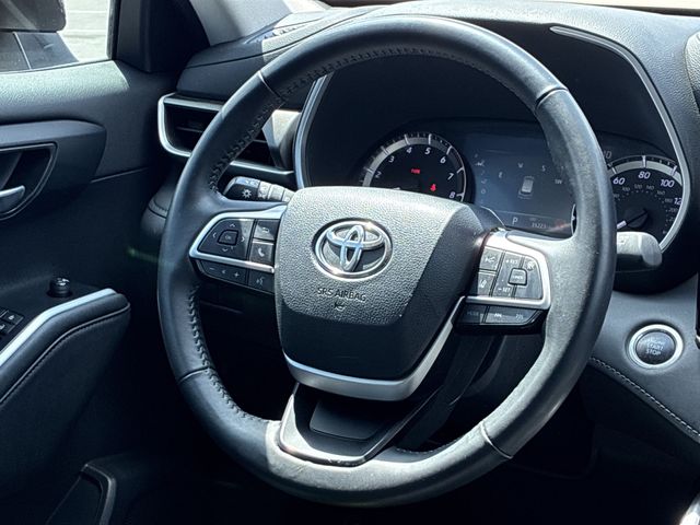 Thumbnail: 2024 Toyota Highlander - 13