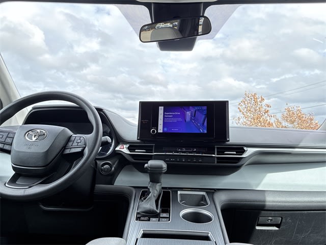 Thumbnail: 2025 Toyota Sienna - 15