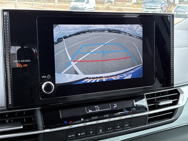 Thumbnail: 2025 Toyota Sienna - 35