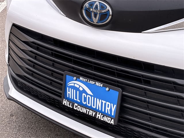 Thumbnail: 2025 Toyota Sienna - 7