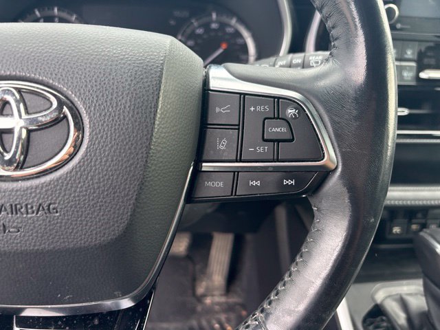 Thumbnail: 2021 Toyota Highlander - 20