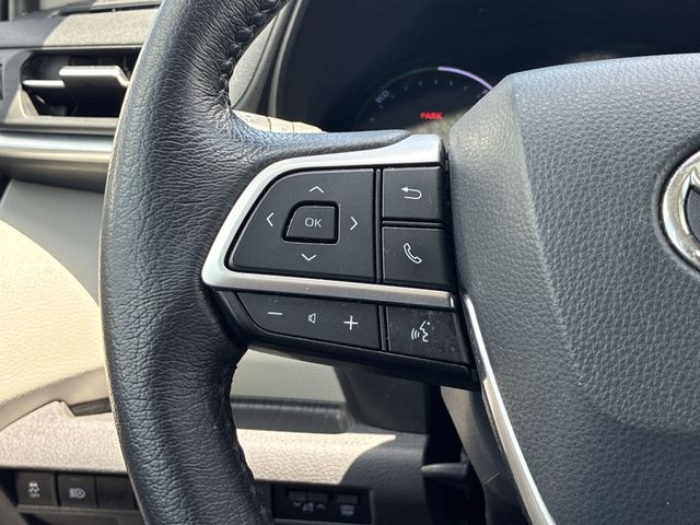 Thumbnail: 2021 Toyota Sienna - 33