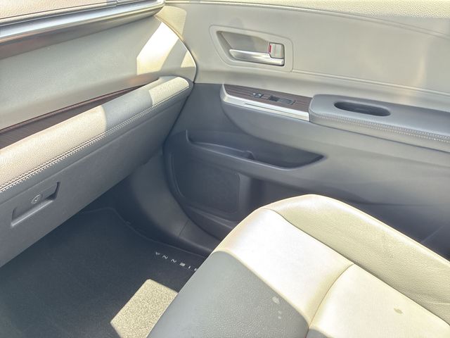 Thumbnail: 2021 Toyota Sienna - 38