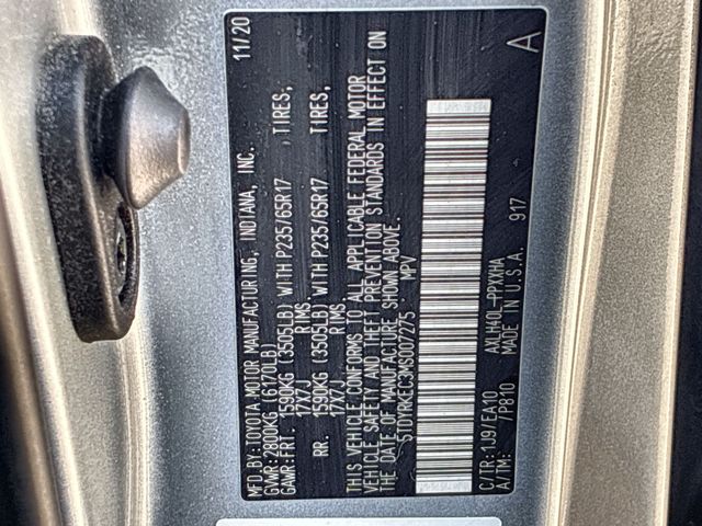 Thumbnail: 2021 Toyota Sienna - 20