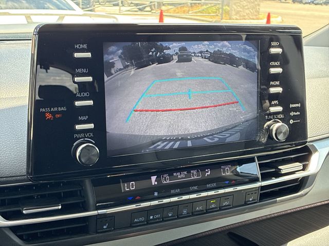 Thumbnail: 2021 Toyota Sienna - 37
