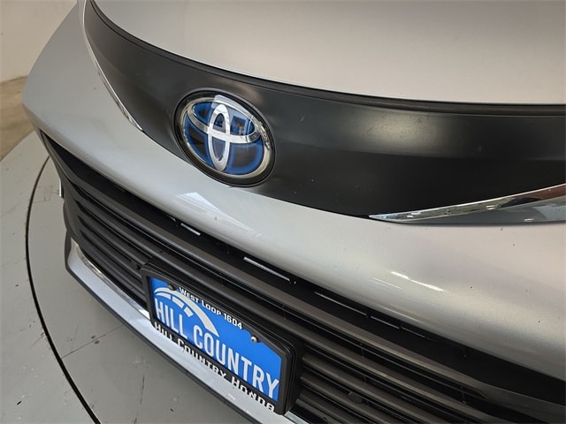 2024 Toyota Sienna XLE 26