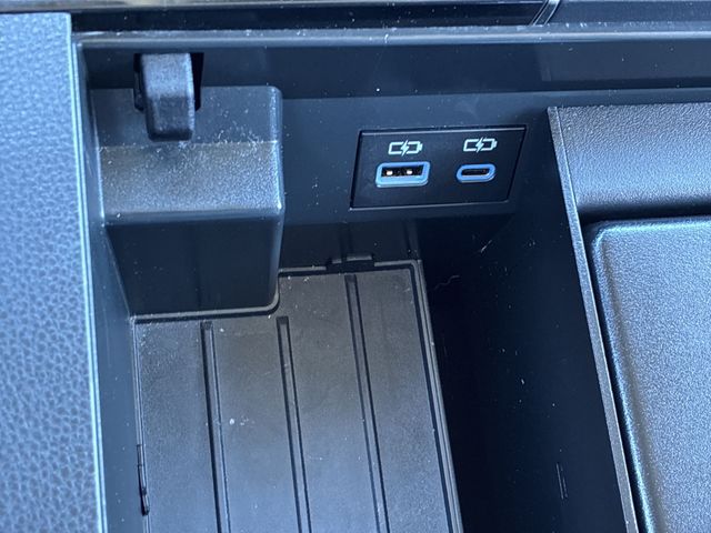 Thumbnail: 2023 Toyota Tundra - 36